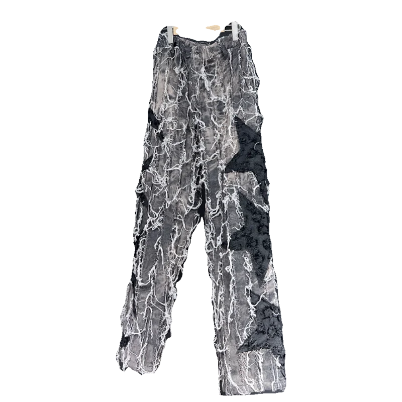 Shredded Loose Star Jeans